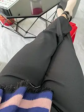 sharon-Hanna online show from February 12, 2026, 1:11 am