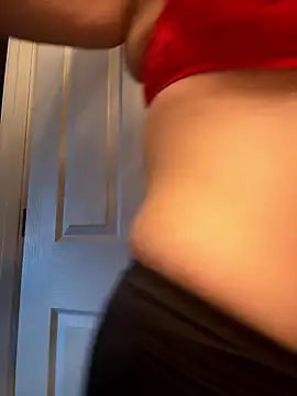 thatgurlred online show from January 11, 2026, 8:14 pm