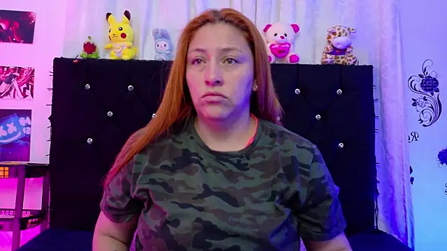 Snapshot of queen_marifer chatting on October 5, 2025, 12:36 pm queen marifer online show from October 5, 2025, 12:36 pm