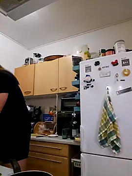 Snapshot of Atawolf87 chatting on November 17, 2025, 9:37 am Atawolf87 online show from November 17, 2025, 9:37 am