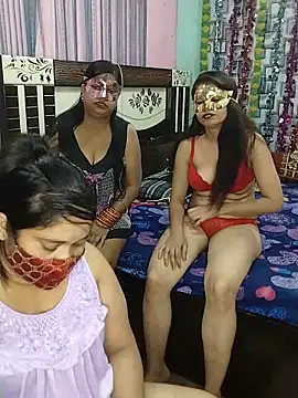 Sexy anaamika online show from November 4, 2025, 8:35 am