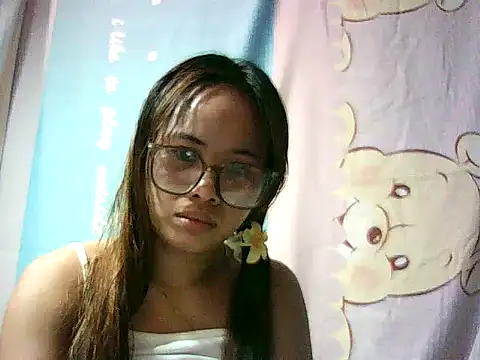 Snapshot of Katrina_Summer chatting on December 15, 2025, 8:46 pm Katrina Summer online show from December 15, 2025, 8:46 pm