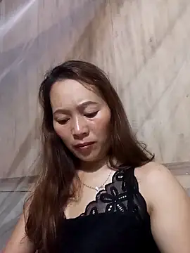 Bianly online show from November 9, 2025, 7:34 pm