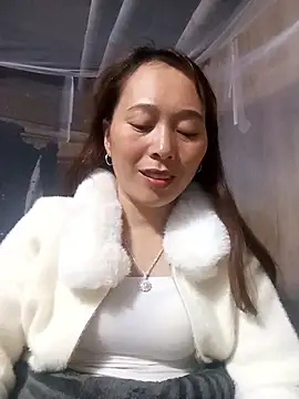 Bianly online show from November 14, 2025, 2:27 pm