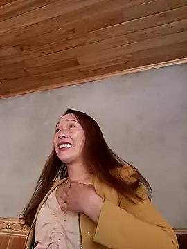 Bianly online show from December 3, 2025, 5:04 am