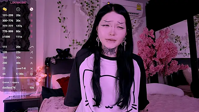 Lein Bone online show from November 9, 2025, 12:09 am