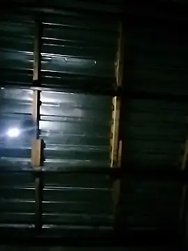 Snapshot of CrepedTrek chatting on December 18, 2025, 5:52 pm CrepedTrek online show from December 18, 2025, 5:52 pm