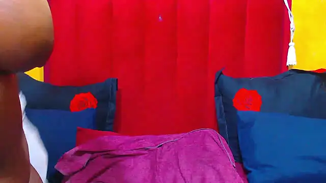 Snapshot of Candycrush2555 chatting on January 12, 2026, 4:39 am Candycrush2555 online show from January 12, 2026, 4:39 am