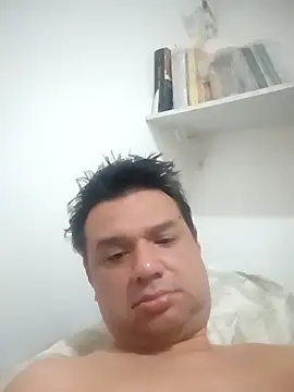 Snapshot of Crocante_Hot chatting on November 22, 2025, 11:37 pm Crocante Hot online show from November 22, 2025, 11:37 pm