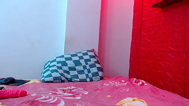 bdsmforever18 online show from October 17, 2025, 1:20 am