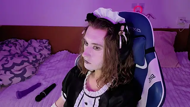 whitekittenenergy online show from September 18, 2025, 5:37 pm