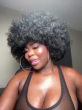 Snapshot of WomanNextdoor1 chatting on April 2, 2026, 8:56 am WomanNextdoor1 online show from April 2, 2026, 8:56 am