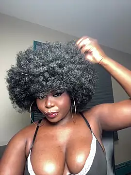 Snapshot of WomanNextdoor1 chatting on April 16, 2026, 9:21 am WomanNextdoor1 online show from April 16, 2026, 9:21 am