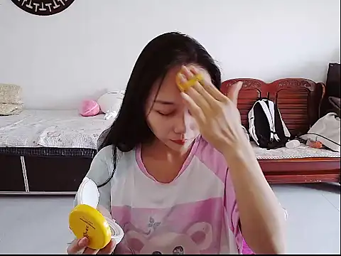 linger888 online show from April 26, 2026, 3:15 am