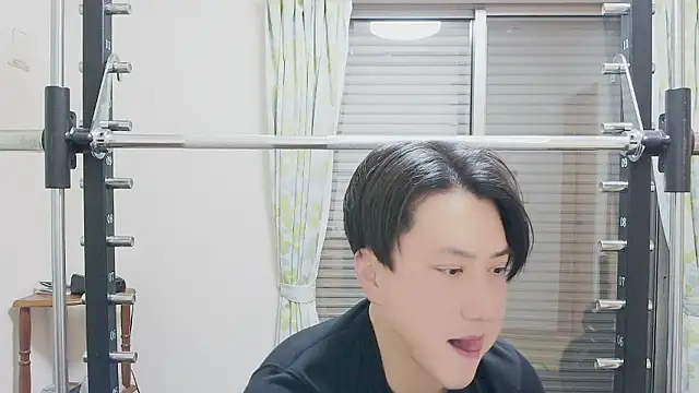 Snapshot of oyu_kun chatting on February 11, 2026, 12:04 am oyu kun online show from February 11, 2026, 12:04 am