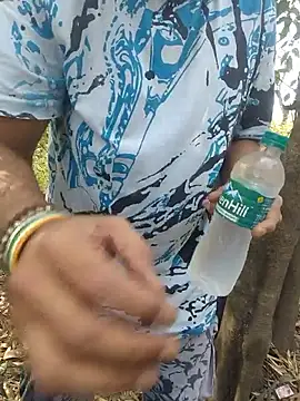 Aeroxx online show from March 21, 2026, 4:28 am