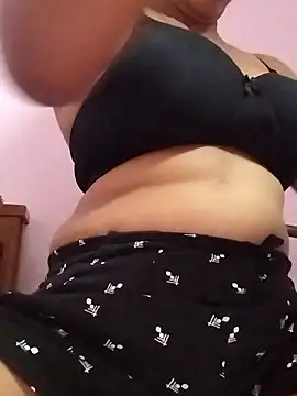 Snapshot of Tamil_Amul chatting on November 18, 2025, 4:55 pm Tamil Amul online show from November 18, 2025, 4:55 pm