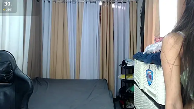 kourtneyluv  online show from March 21, 2026, 5:12 am