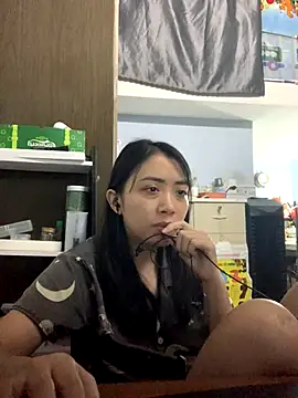 Minee1202 online show from December 16, 2025, 2:27 am