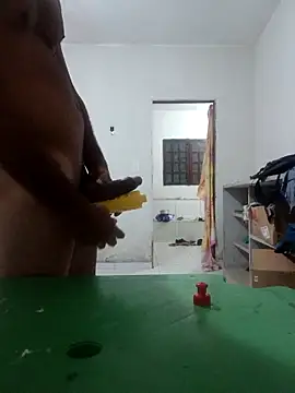 vouserseudono online show from March 5, 2026, 8:49 pm