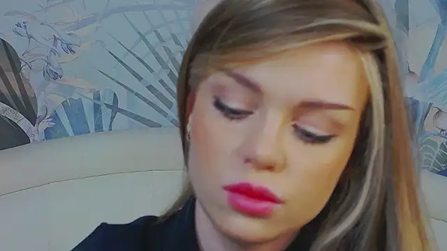 MarilynNova online show from March 21, 2026, 5:01 am