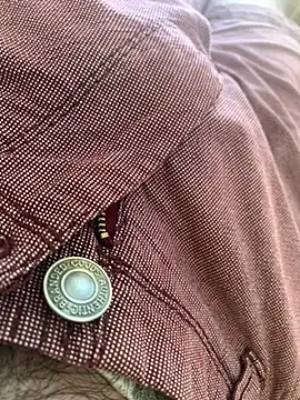 MuzzyFacing online show from September 25, 2025, 12:31 pm