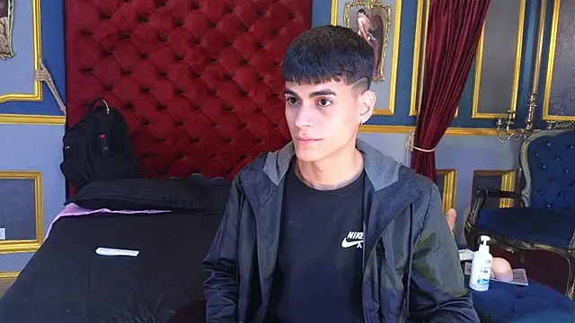 Snapshot of Dani_mc1 chatting on October 28, 2025, 11:47 am Dani mc1 online show from October 28, 2025, 11:47 am