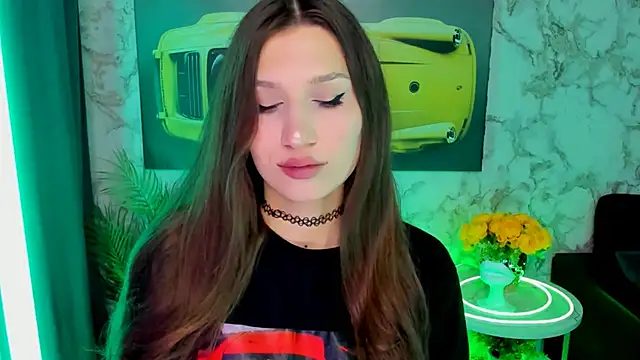 Mollyinyourmind online show from April 14, 2026, 10:27 pm