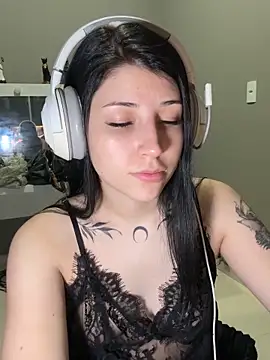 Privad ravenna online show from October 7, 2025, 3:25 am