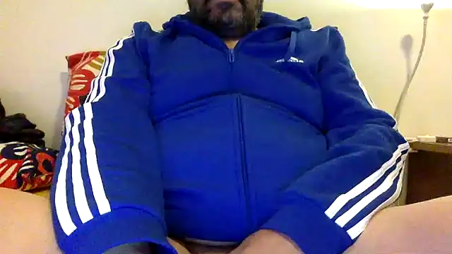 steve669 hot online show from November 1, 2025, 8:16 am