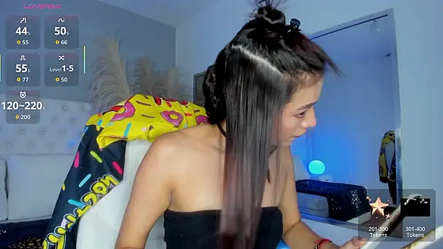 Ebonysweet   online show from March 11, 2026, 7:53 pm