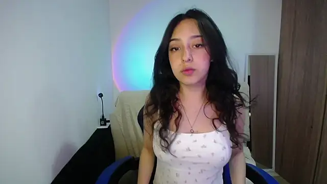 Snapshot of immisssilver chatting on September 29, 2025, 9:52 pm immisssilver online show from September 29, 2025, 9:52 pm