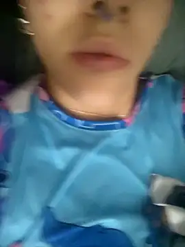 violett  golden online show from September 24, 2025, 2:53 pm