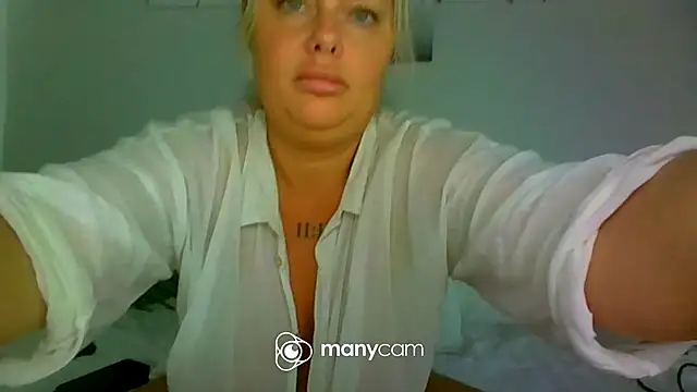 MARRIED-MAN-FETISH online show from October 2, 2025, 2:29 am