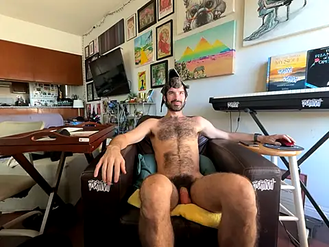 Snapshot of Pupscritch chatting on October 28, 2025, 4:53 pm Pupscritch online show from October 28, 2025, 4:53 pm