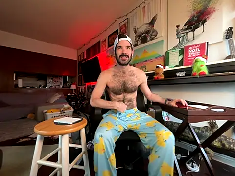 Snapshot of Pupscritch chatting on November 18, 2025, 2:54 pm Pupscritch online show from November 18, 2025, 2:54 pm