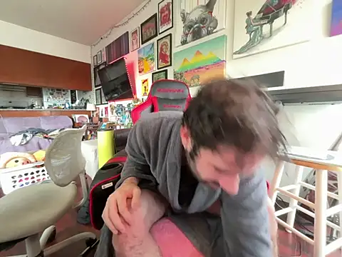 Pupscritch online show from February 23, 2026, 3:53 pm