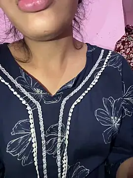 modelnishu online show from January 7, 2026, 2:41 pm