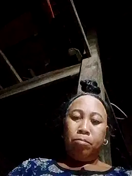 Mamapm20 online show from October 4, 2025, 11:52 am