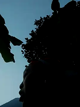 Mamapm20 online show from December 15, 2025, 9:57 am