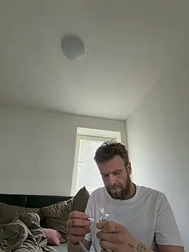 jarda94cz online show from April 7, 2026, 11:32 am