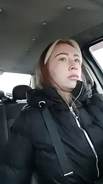 Snapshot of Reina_Cummings chatting on December 15, 2025, 5:55 am Reina Cummings online show from December 15, 2025, 5:55 am