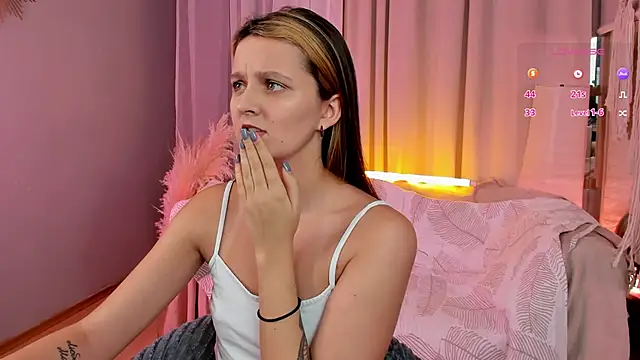 LilLisa online show from November 8, 2025, 4:29 pm