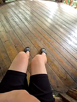 starvingo2002 online show from September 22, 2025, 2:02 am