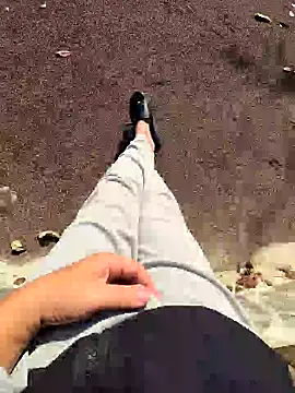 Snapshot of starvingo2002 chatting on November 1, 2025, 5:09 am starvingo2002 online show from November 1, 2025, 5:09 am