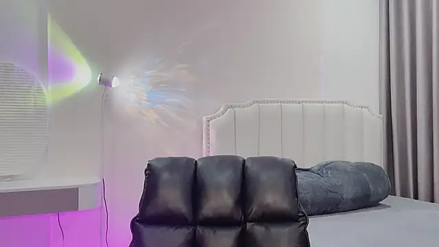  Dorry  online show from November 26, 2025, 4:41 pm