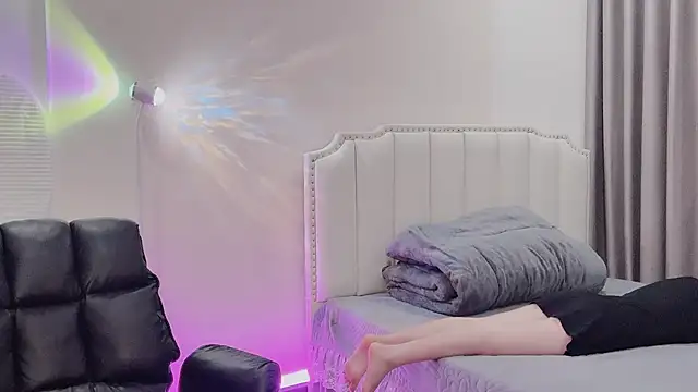  Dorry  online show from December 4, 2025, 8:12 am