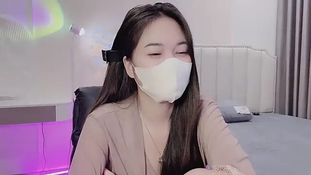 Snapshot of _Dorry_ chatting on December 17, 2025, 9:04 am Dorry online show from December 17, 2025, 9:04 am