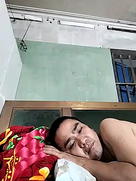 Snapshot of HoangNam20x chatting on September 27, 2025, 2:33 pm HoangNam20x online show from September 27, 2025, 2:33 pm