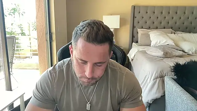 Snapshot of brettmycles28 chatting on September 12, 2025, 6:41 pm brettmycles28 online show from September 12, 2025, 6:41 pm